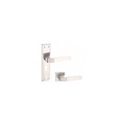 Quba 8" Plate with Baby Latch-1 Set